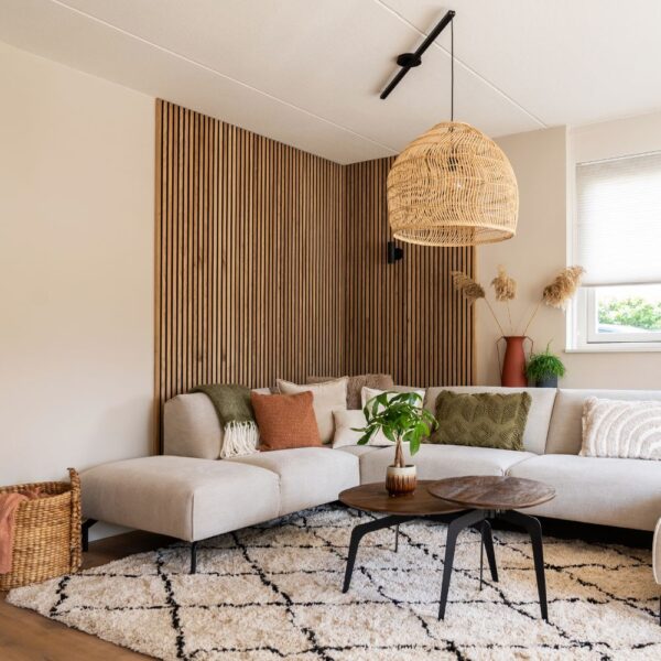 Lightswing® Spotlight – Ellen💡